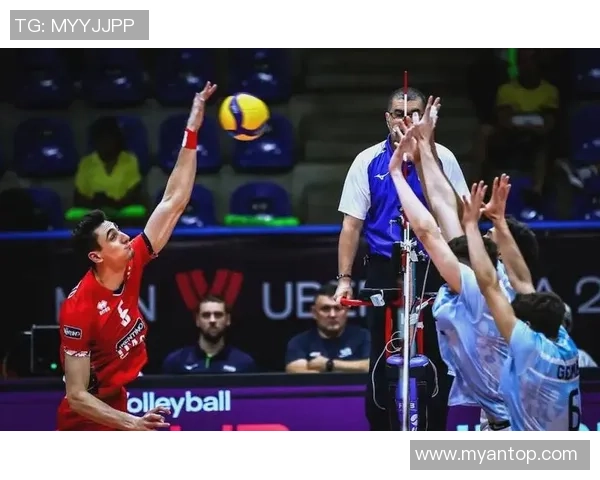 俄罗斯与伊朗男排激战正酣谁能在这场较量中夺得胜利 俄罗斯与伊朗男排激战正酣谁能在这场较量中夺得胜利