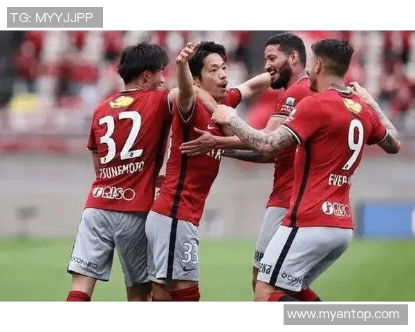 大阪樱花与横浜水手的精彩对决谁能在赛场上笑到最后