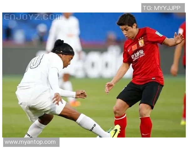 巴西与德国历史交锋回顾:足球场上的传奇对决与荣耀时刻 巴西与德国历史交锋回顾:足球场上的传奇对决与荣耀时刻