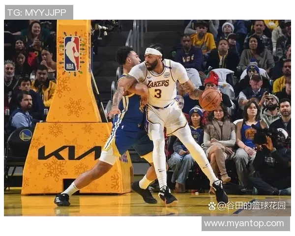 湖人勇士圣诞大战精彩回放全程回顾与分析