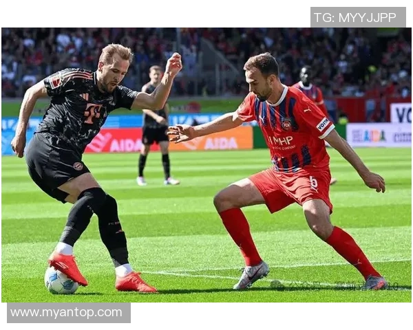 德甲焦点战拜仁主场迎战美因茨争夺三分全力以赴 德甲焦点战拜仁主场迎战美因茨争夺三分全力以赴