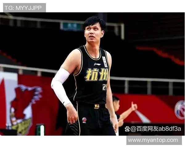 许钟豪：从默默无闻到耀眼明星的成长之路与奋斗故事